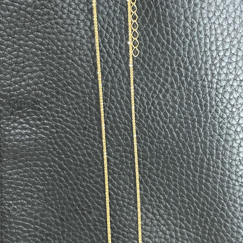 Glimmer chain necklace 
14k yellow gold - Picture 2 of 5